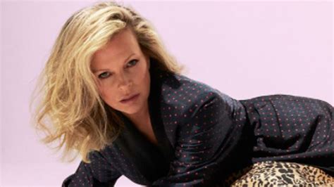 miu miu kim basinger